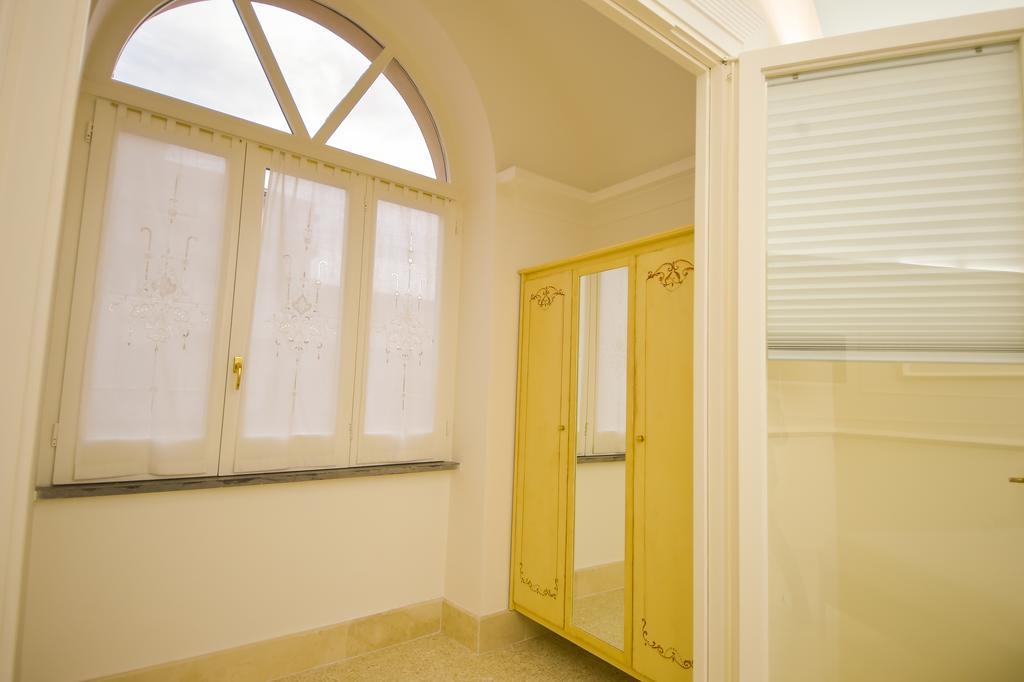 Palazzo Liguori Bed & Breakfast Cava deʼ Tirreni Eksteriør bilde