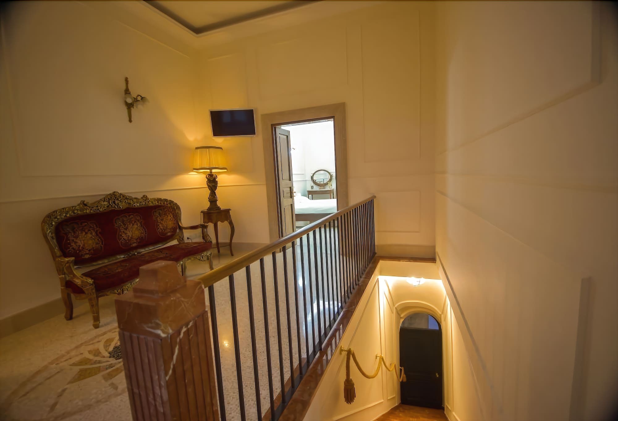 Palazzo Liguori Bed & Breakfast Cava deʼ Tirreni Eksteriør bilde